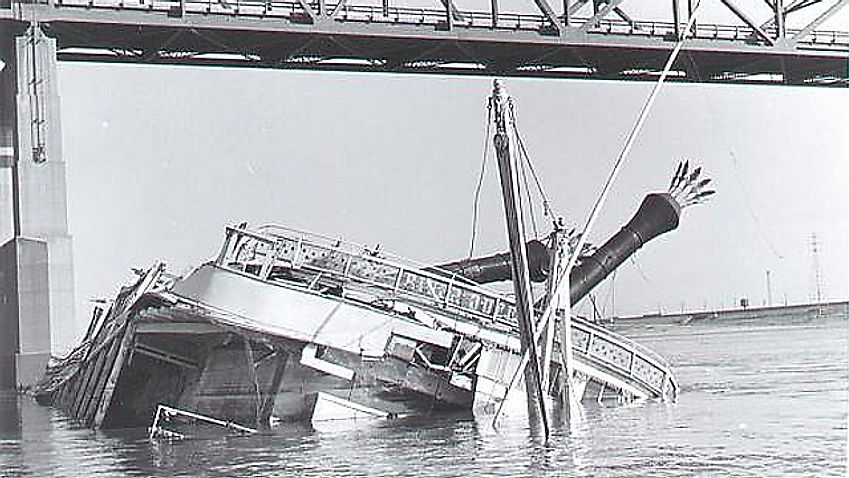 The Shipwreck of the River Queen